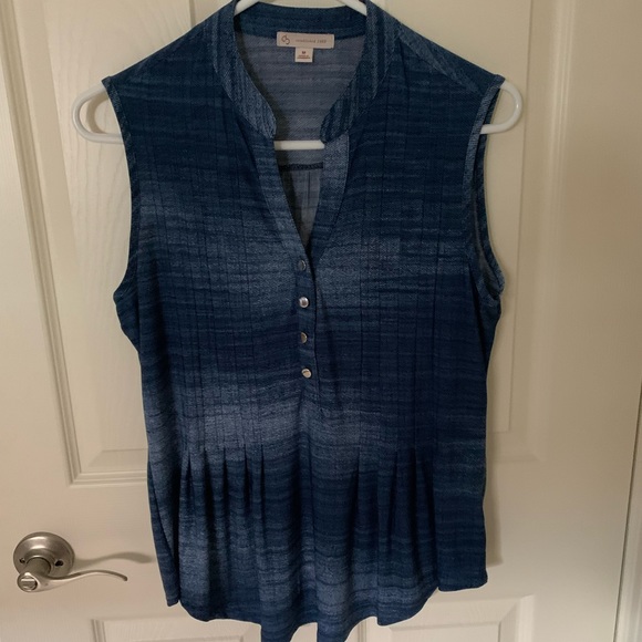 Womens top! - Picture 2 of 3